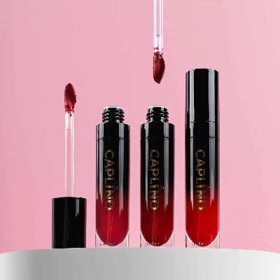 Picture of Caplino Liquid Matte Lipstick - Mysterious 05 with Free Personal Cotton Pads
