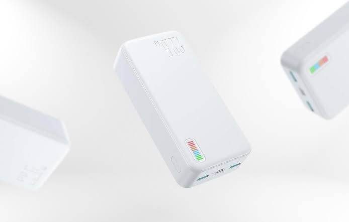 Picture of Joyroom JR-T018 power bank 30000mAh 12W Dazzling Series