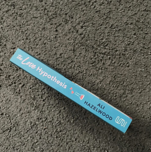 Picture of The Love Hypothesis by Ali Hazelwood