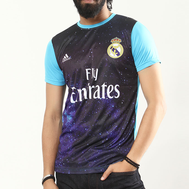 Picture of Jersey t shirt real madrid  jersey t shirt ronaldo  real madrid jersey 2022/23   real madrid jersey black  real madrid jersey player version  jersey for men football club  jersey t shirt for biker - Jersey