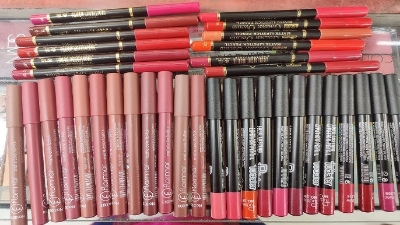 Picture of 6 Pieces Handiyan Beauty Lip Pencils - 6 Pieces