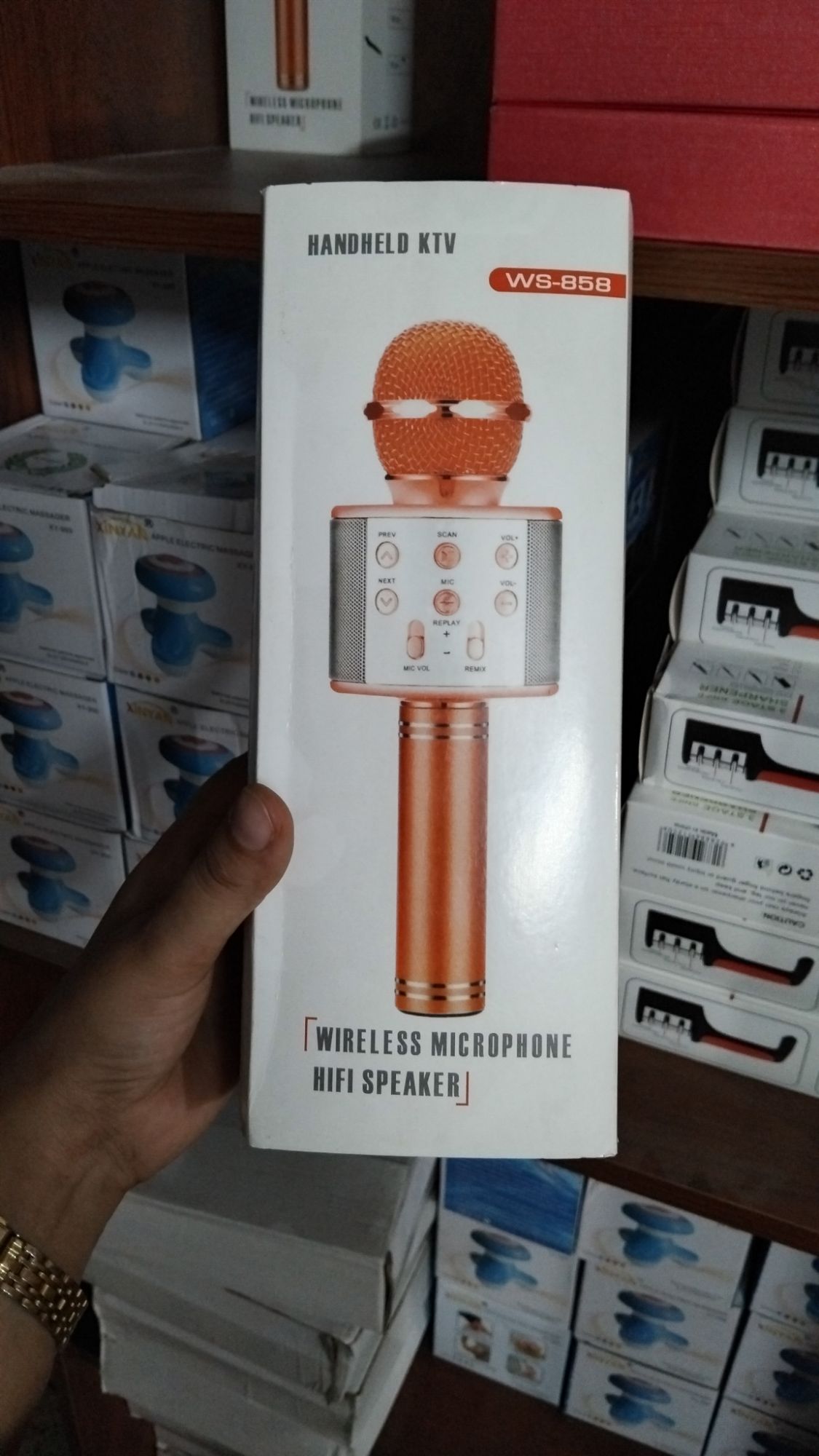 Picture of Conventional 6-10h)3 in1 Karaoke Wireless bluetooth Microphone Handheld Stereo Mic KTV speaker USB Charging