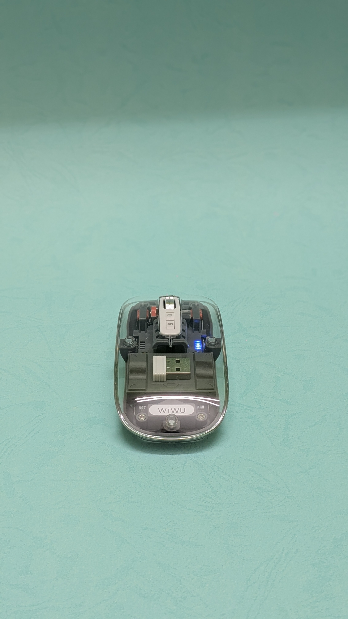Picture of WiWU WM105 Crystal Magnetic Wireless Mouse