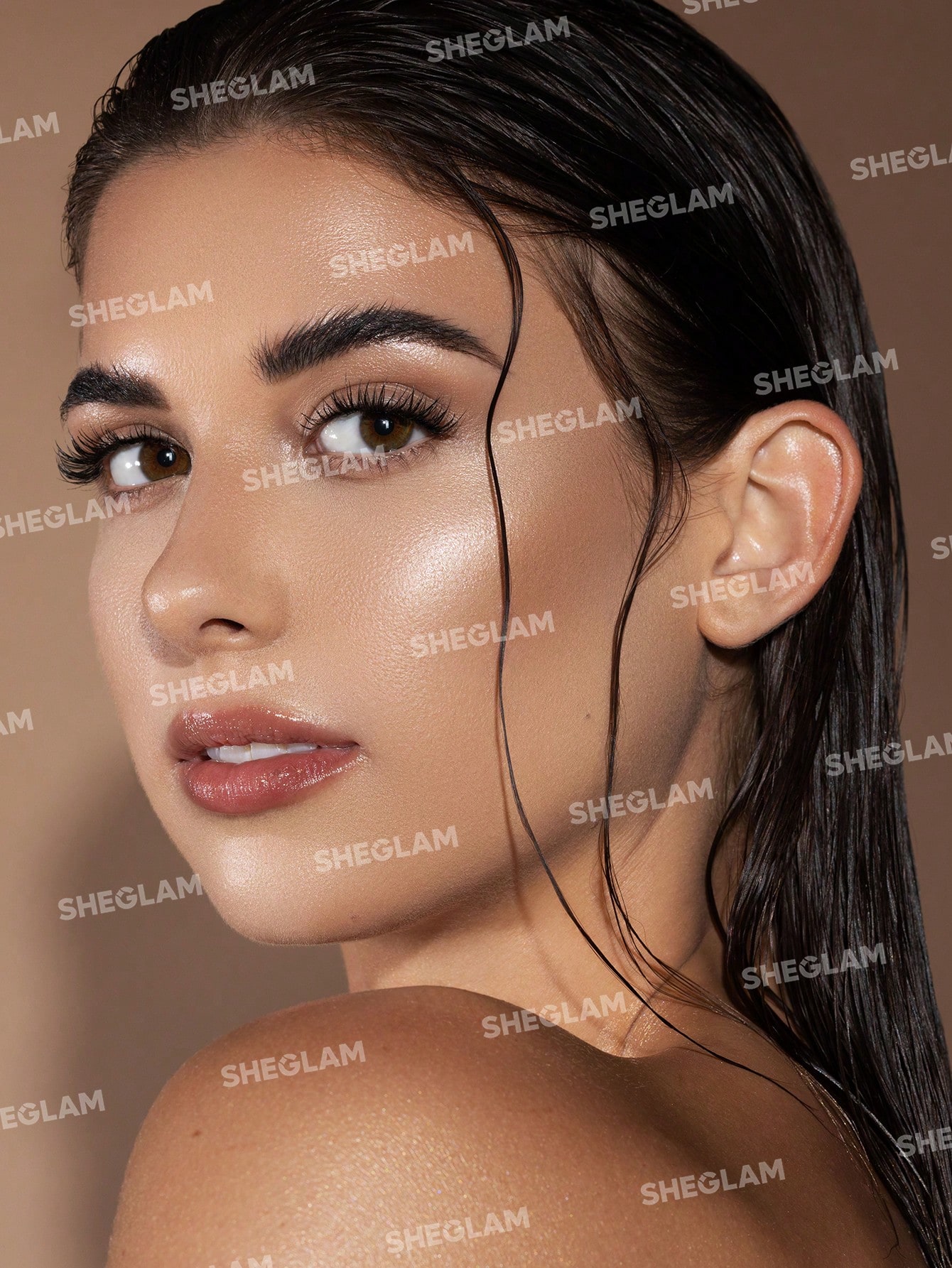 Picture of SHEGLAM Glow Bloom Liquid Highlighter - Vanilla Frost