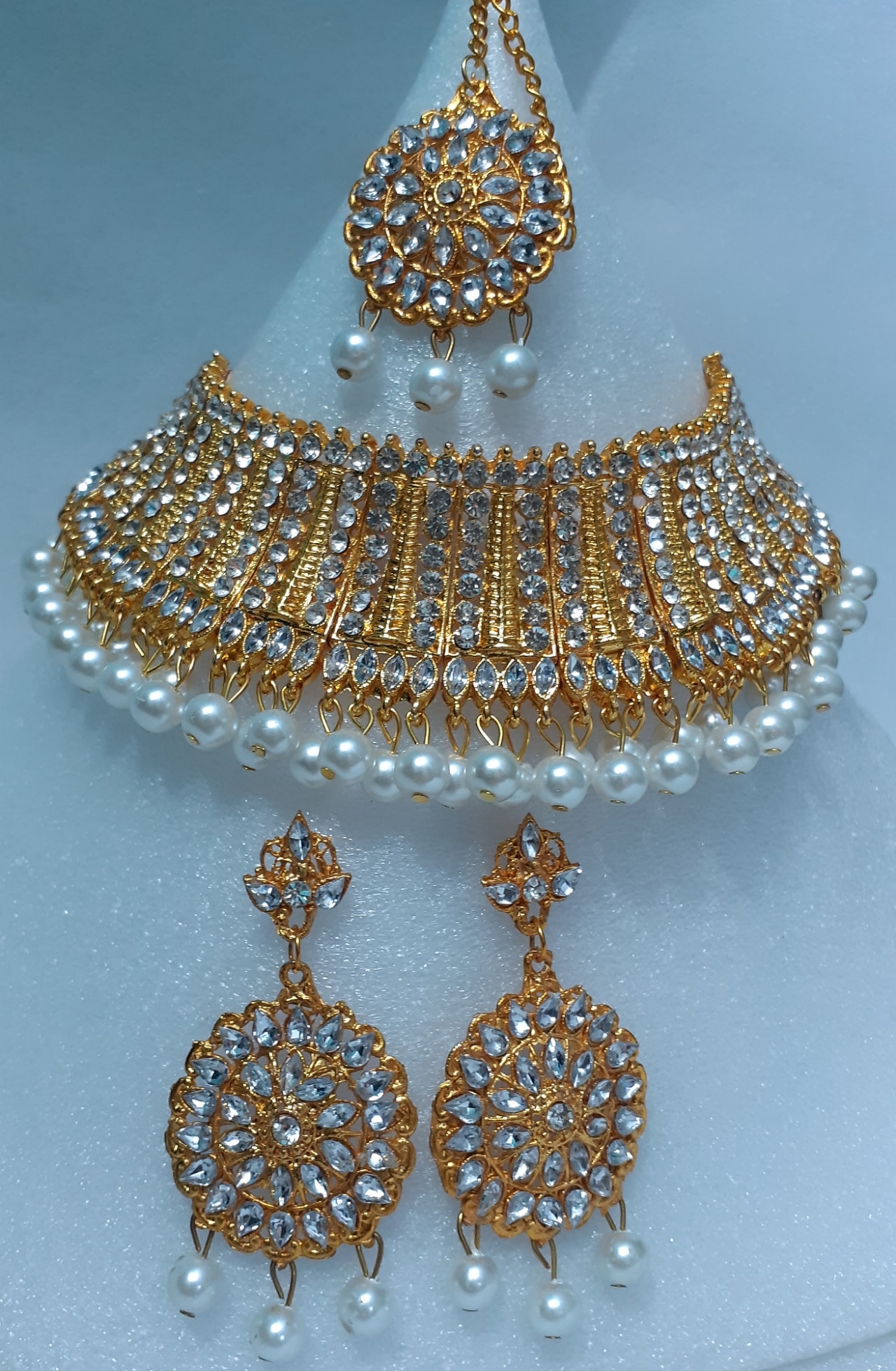Picture of Bridal Wedding Ornament For Women