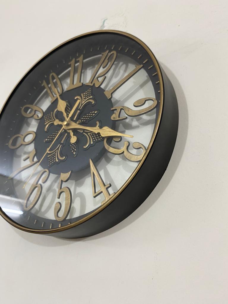 Picture of 25 CM Traditional Wall Clock Round Shape Vintage Fiber Made China Decorative Wall Clock - 25cm (Small Size)