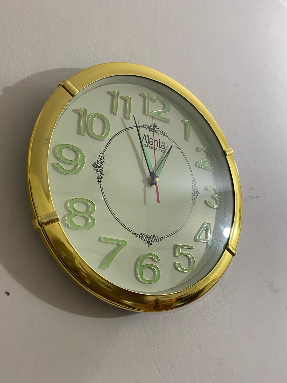 Picture of 34 CM Ajanta Radium Traditional Wall Clock Round Shape Vintage Fiber Made China Decorative Wall Clock