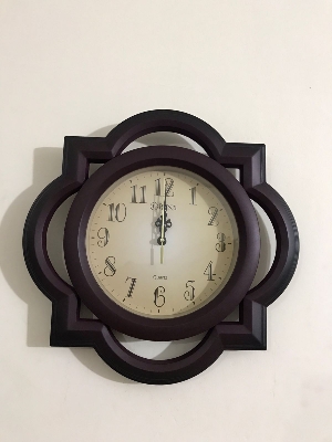 Picture of 40 CM Vintage Fiber Made Orens Decorative Wall Clock