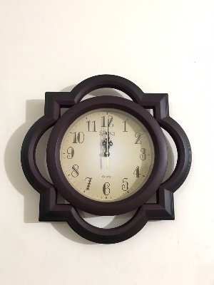 Picture of 40 CM Vintage Fiber Made Orens Decorative Wall Clock