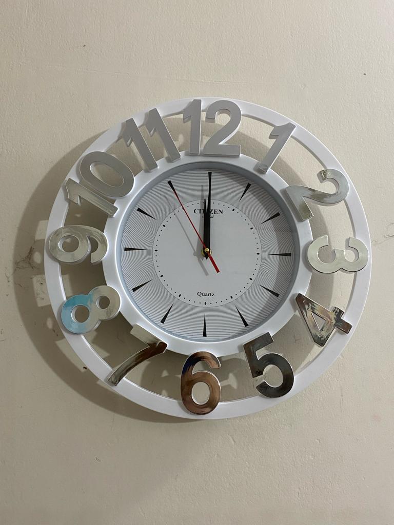 Picture of 43 CM Citizen Traditional Wall Clock Round Shape Vintage Fiber Made China Decorative Wall Clock