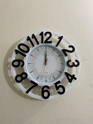 Picture of 43 CM Citizen Traditional Wall Clock Round Shape Vintage Fiber Made China Decorative Wall Clock