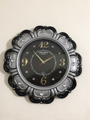 Picture of 48 CM Vintage Fiber Made Seiko Round Shape Decorative Wall Clock