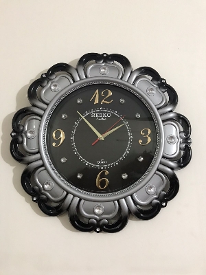 Picture of 48 CM Vintage Fiber Made Seiko Round Shape Decorative Wall Clock