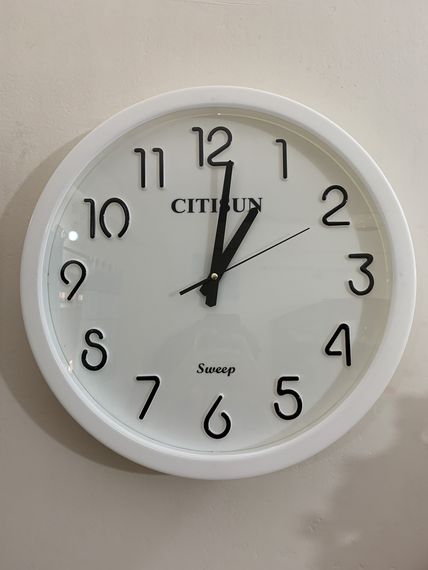 Picture of 41 CM Vintage Fiber Made Citisun Decorative Wall Clock