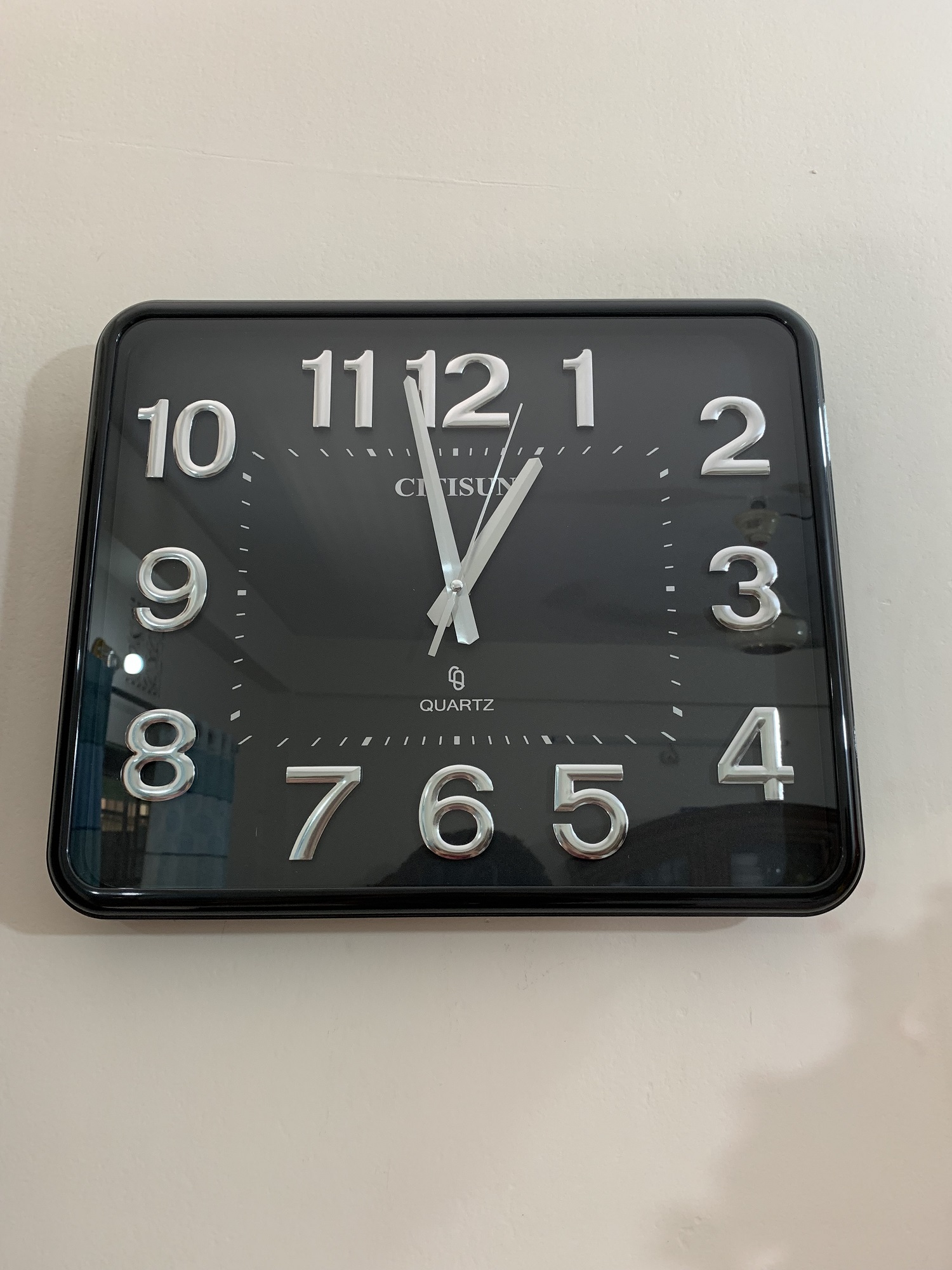 Picture of 41 CM Vintage Fiber Made Citisun Decorative Wall Clock