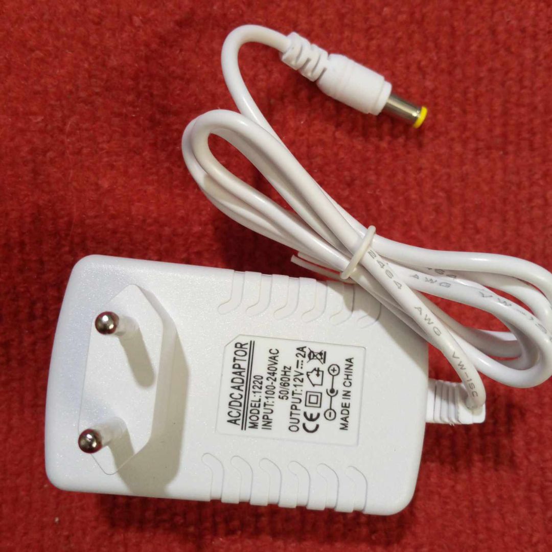 Picture of 12V 2A WHITE AC 220V To DC 12V 2A Power Supply Adapters Chargers 12V 2Amp Chargers Adaptors For Camera LED Strip Lights