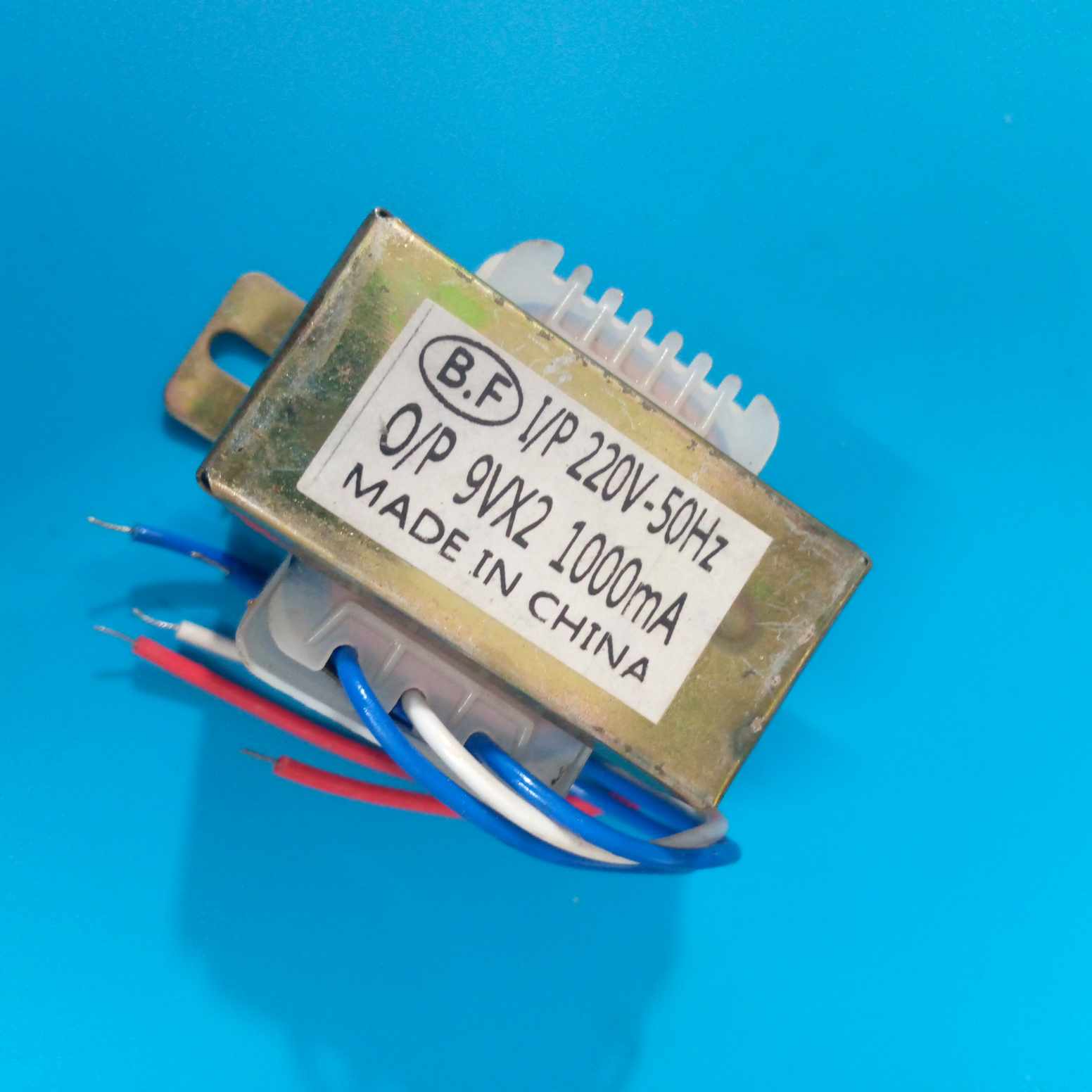 Picture of 1Amp 9V Transformer 9V-0-9V 1000mA Input AC 220V 50Hz Output DC 9V Volt 1A Step Down Transformers For Power Supplies Adapters Electronics Project DIY