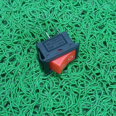 Picture of 5Pcs - SLD1 6A 2Pin RED BLACK Color MICRO ON OFF Switch 2 Pin 6A 250VAC 2 Positions SPDT ON OFF Boat Rocker Switches Power Rocker Switches Electronic Projects