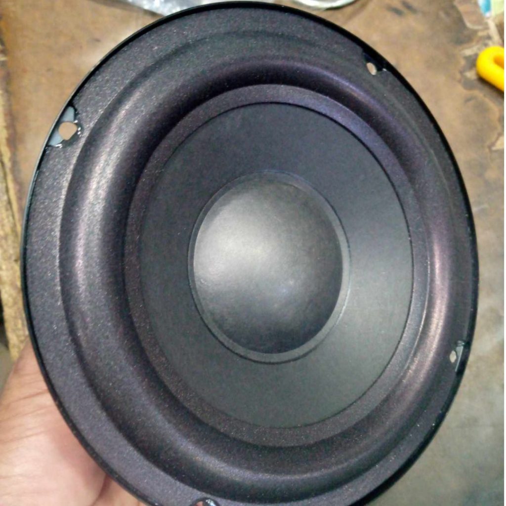 Picture of 6 Inch Subwoofer Speaker 6 Inch 60W 5 Ohm Audio Subwoofer Amplifiers HiFi Deep Bass Audio Speaker For Home Theater Audio Amplifiers Speaker 6 Inch 60W Subwoofer