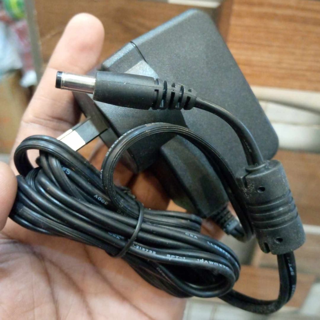 Picture of 2.5A 5V Chargers Adapters AC 220V To DC 5V 2.5A EU Plug Power Supply Adapter Charger 2.5A Charger 5V Adapters 2.5A - Minimalistic Sophistication