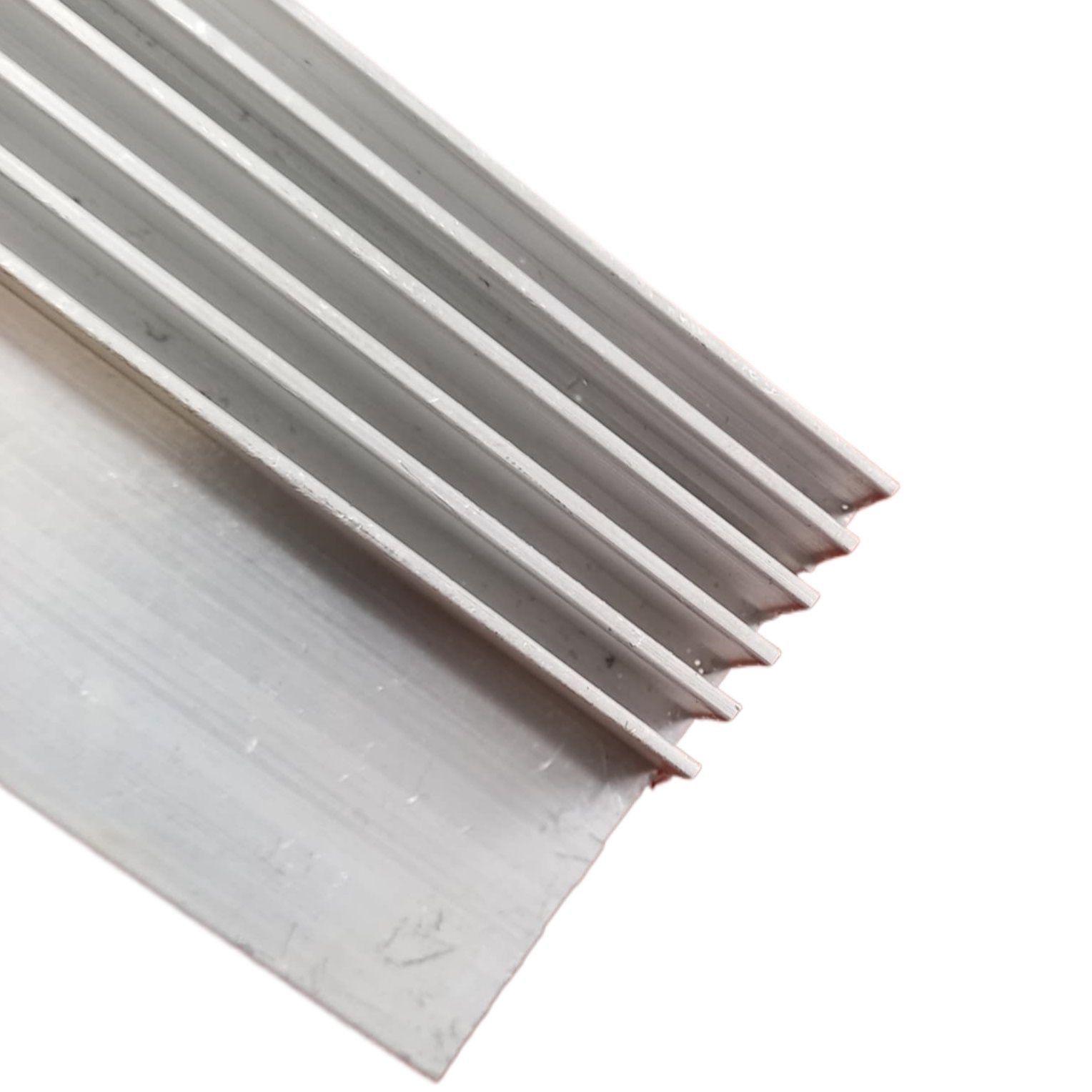 Picture of Long 4 Inch DOUBLE Side Finned Aluminum Heatsink 4 Inch Aluminium Heatsink Cooling Radiator 4×2.3×1.1 Inch Aluminium Heat Sink Tools Sets Silver Tone Aluminum Heat Sink For Inverter Transistor IC 4 Inch Heatsink