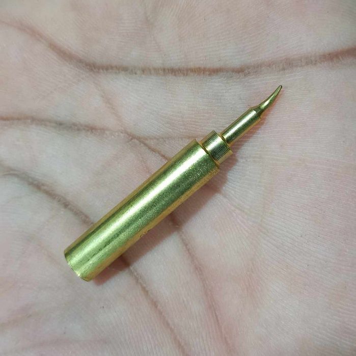 Picture of Gold Color 900M-T-I Soldering Bit Lead Free Soldering Iron Bit Soldering Solder Iron Bit For Soldering Station 900M-T-I Soldering Iron Tip Shape-I 900M I Iron Bit 25W 40W 60W Soldering Iron Bit
