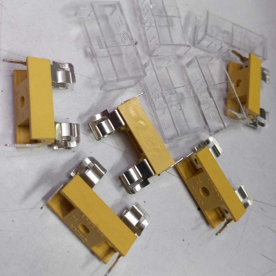 Picture of 3Pcs - Transparent Glass Fuse Holder With Cover 6A 250V BLX Glass Fuse Holder 5x20mm 250V Fuse Holder With Cover Panel PCB Mount 250V 6A Type A Fuse Holders Adapters
