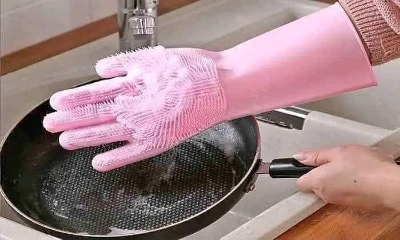 Picture of Kitchen Magic Silicon Hand Gloves || Dog, Cats Shower Hand Gloves