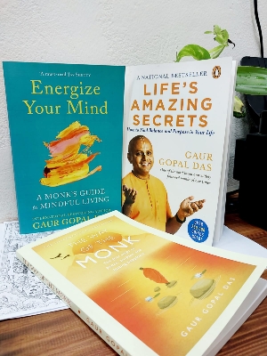 Picture of 3 Books Set by Gaur Gopal Das (Energize Your Mind + Lifes amazing secret + The Way of the Monk) - Premium Quality - Paperback
