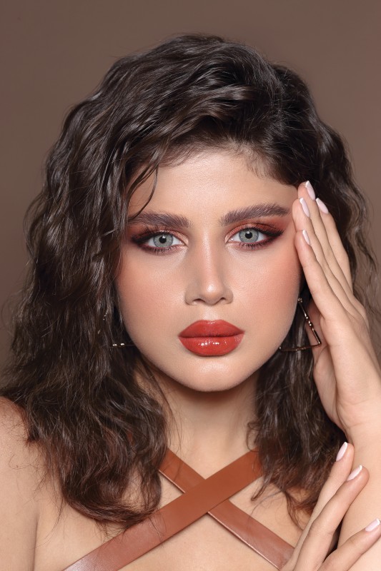Picture of DAHAB Lumirere Gray Color Contact Lens with Regular kit box.For Men,women/Unisex. Dahab Gold Collection #lgray