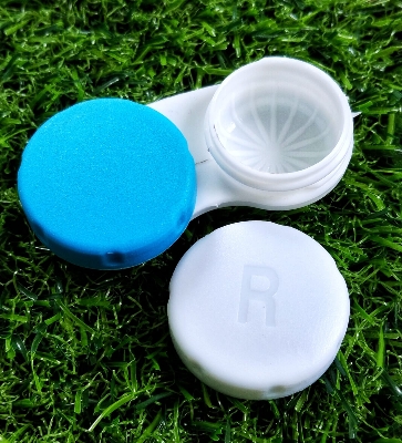 Picture of Mini Plastic Contact Lens kit , Lens case, kit box 4 color available 4pcs