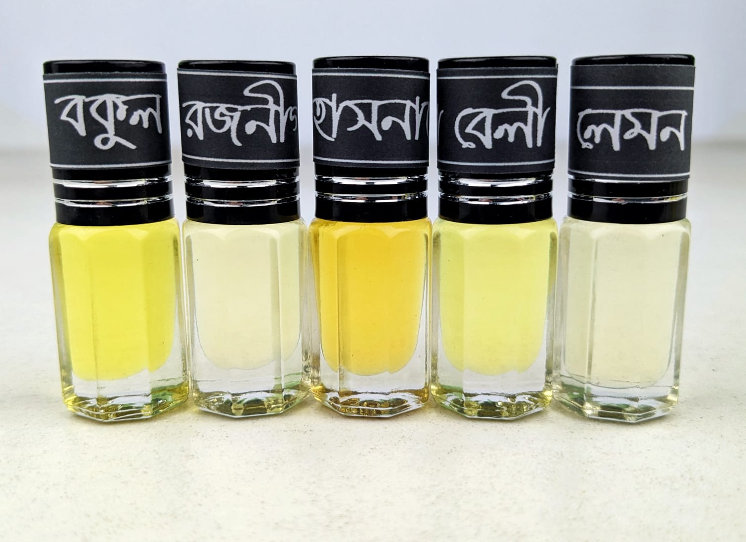 Picture of FLORAL Fragrance Traditional Attar 5pcs different Fragrance combo attar perfume for Mens Non-alcohol Halal Perfume Package FA5