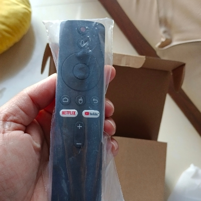 Picture of Bluetooth Voice Control Remote for Q5, Tx10 Pro, Micom, Micom stick, Mipro, Mecon, TX10, Z6 Z8 Android Smart TV Box