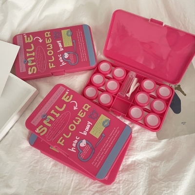 Picture of New 6-in-1 multi-compartment contact lens storage/Case/With lens case, solution bottle, tweezers, applicator and lens remover. 1 pcs Beautifull 6 in 1 Contact Lens Case for storing multiple pairs of contact lenses in Travel or Anywhere #6in1