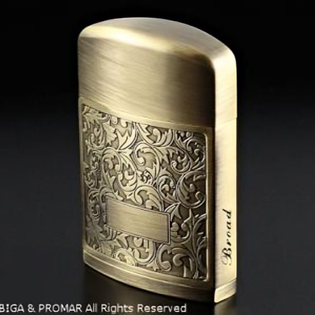 Picture of Metal Lighter Windproof Red Flame Lights  Vintage Classic Gas Lighters Top Grade Gifts