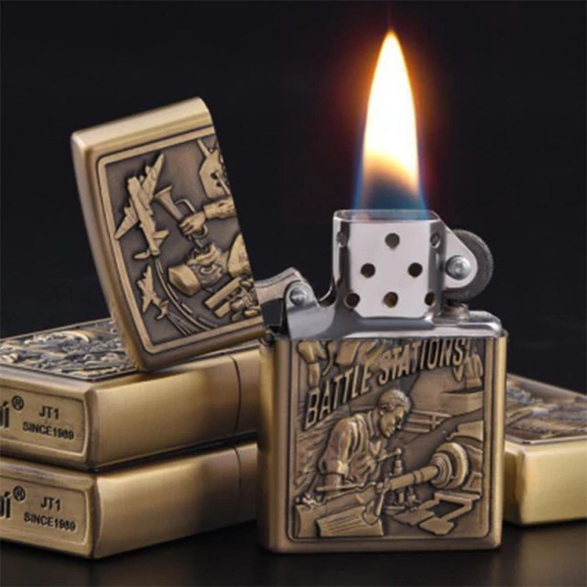 Picture of Relief Kerosene Lighter Creative Metal Windproof Cigarete Lighter Skull Pattern Retro Bronze Luxury Lighters
