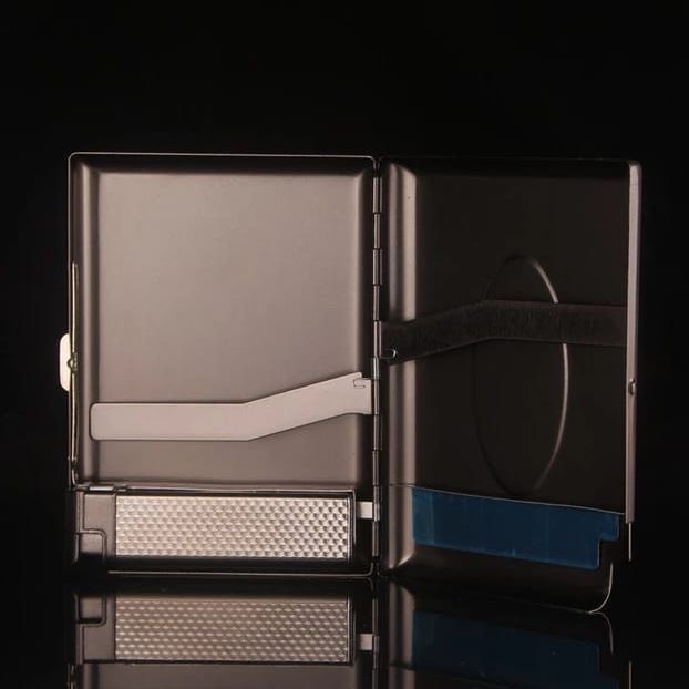 Picture of New Metal Box With Butane Gas Lighter