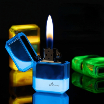 Picture of MR816 transparent luminous quicksand kerosene lighter creative grinding wheel open flame cigarette lighter
