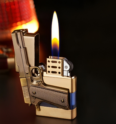 Picture of Metal Gas Lighter Transparent gas Tank Retro Grinding Wheel Cigar Windproof Lighter For Men