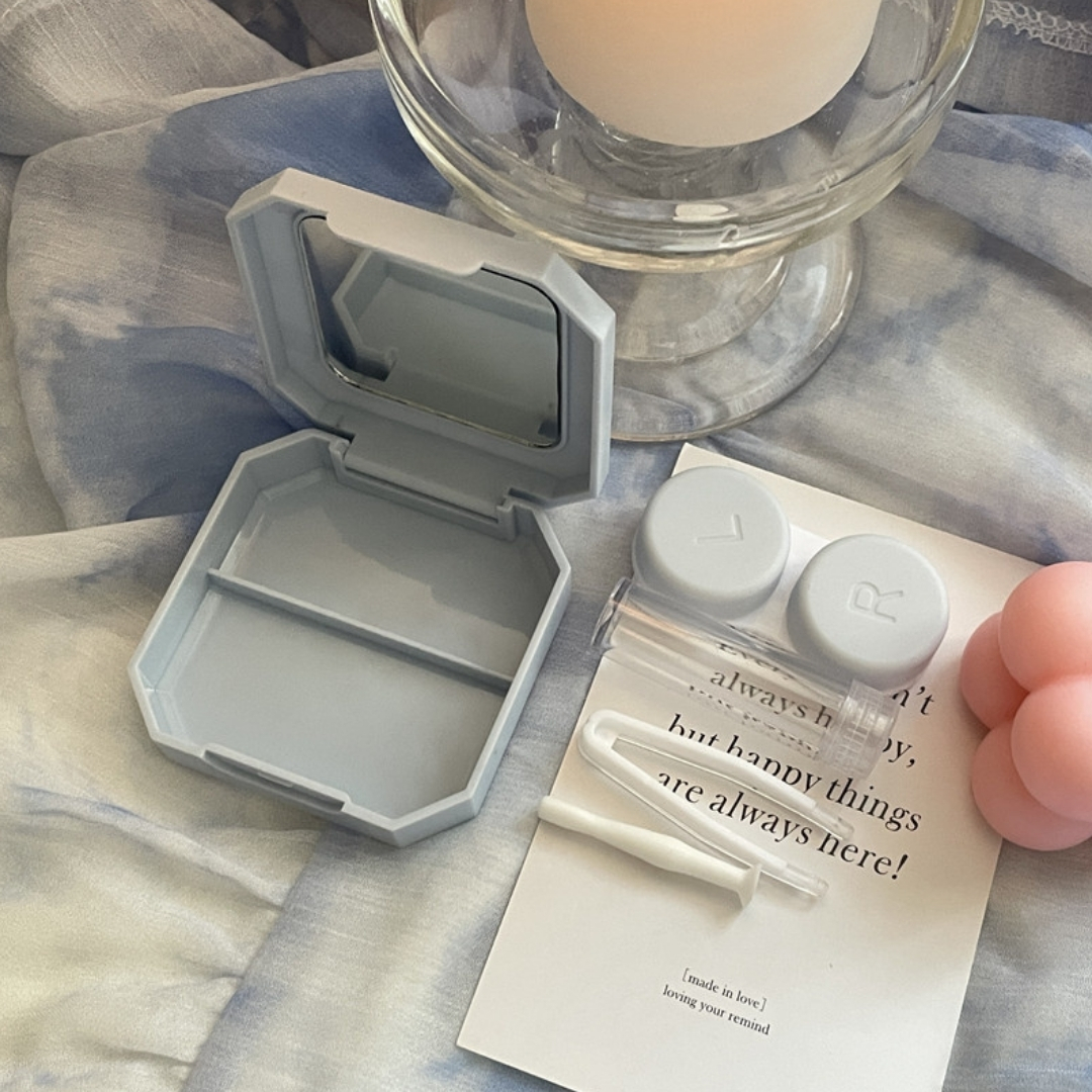Picture of New Portable Pink Diamond Shape Contact lences Box Holder with Tweezers Remover Tool Solution Bottle Kit for Daily Outdoor Use,tour & travel. New design and Authentic quality Travel Kit Of all type Of Contact lens. #diamondkit