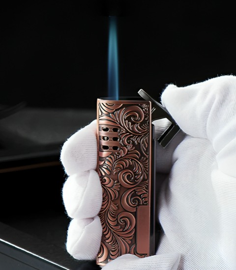 Picture of New metal vintage carved inflatable windproof lighter portable butane gas direct