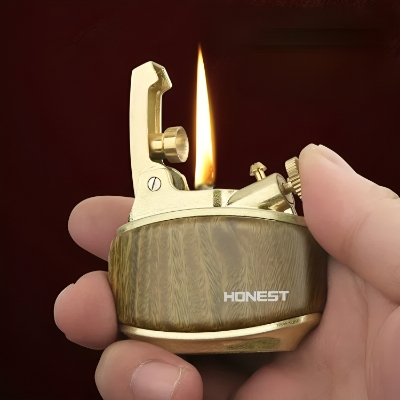 Picture of Retro Creative Compact Sandalwood Kerosene Lighter Personalized One-click Ejection Ignition Old-fashioned Windproof for Men