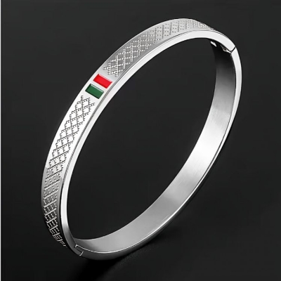 Picture of Stainless Steel Bracelet for Men Red and Green Enamel Bracelet Fashion Luxury Retro Jewelry Couple Gift