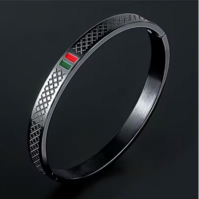 Picture of Stainless Steel Bracelet for Men Red and Green Enamel Bracelet Fashion Luxury Retro Jewelry Couple Gift