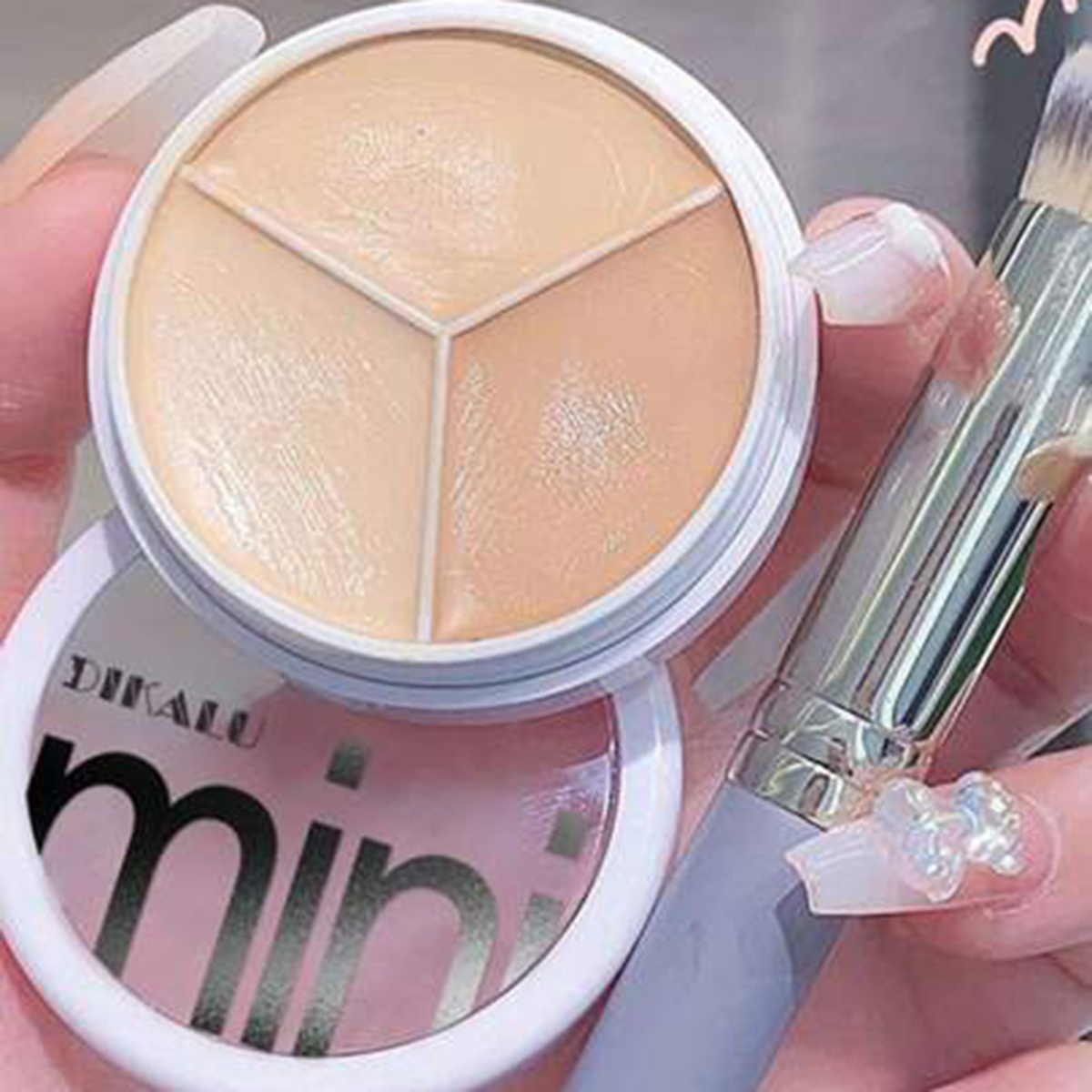 Picture of Dikalu 3 IN 1 Concealer
