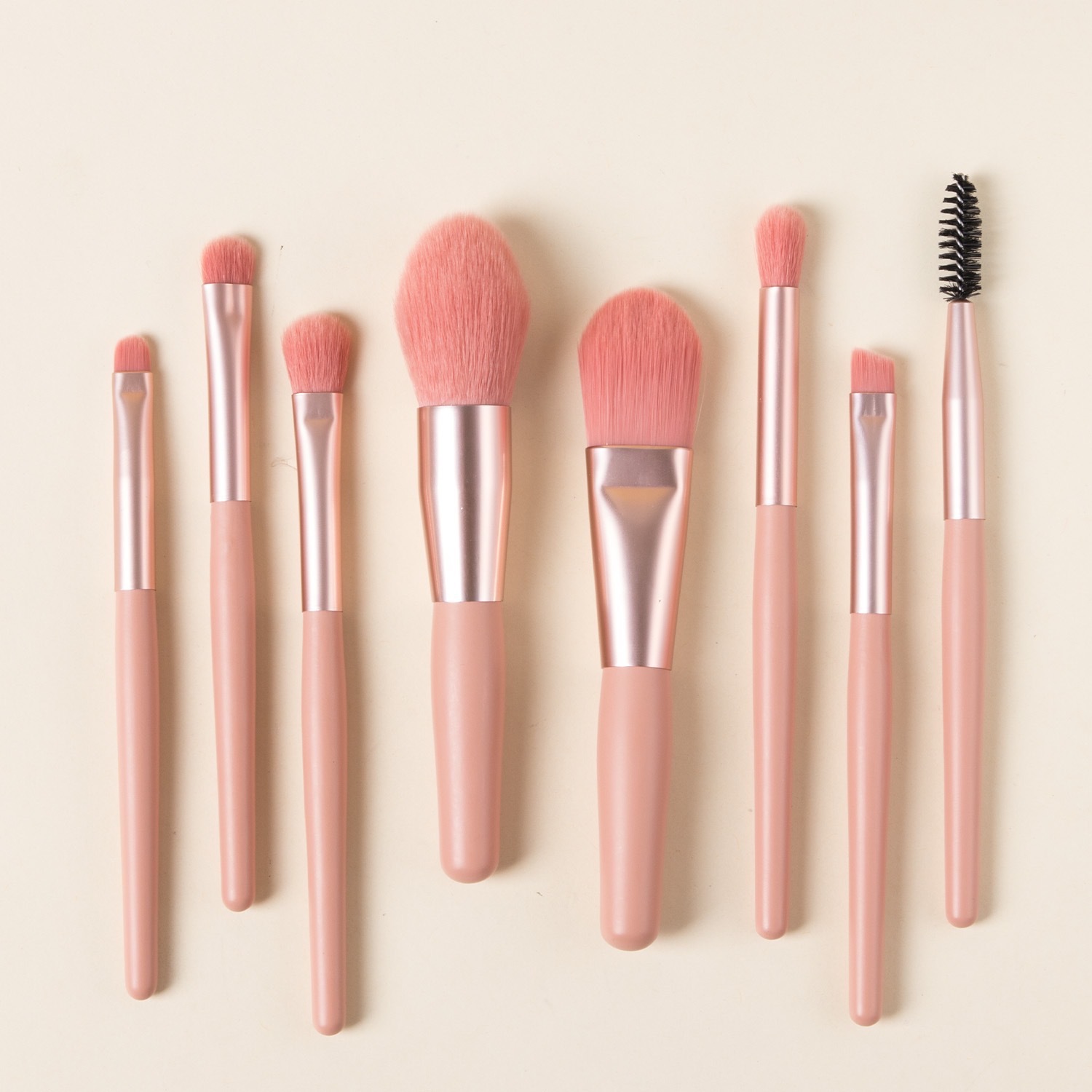Picture of portable mini 8 pisce soft makeup brush set