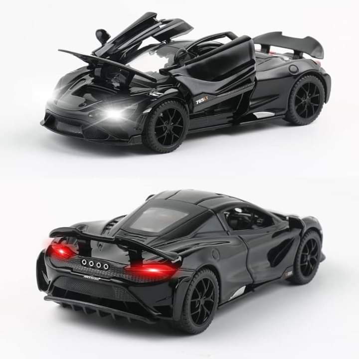Picture of 1:32 Mclaren 765LT Die Cast Model Car With Transparent Box High Quality Car.