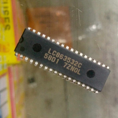 Picture of LC863532C-55K9 863532 CMOS 8-Bit Color TV Micro Controller IC DIP36 For Samsung TV