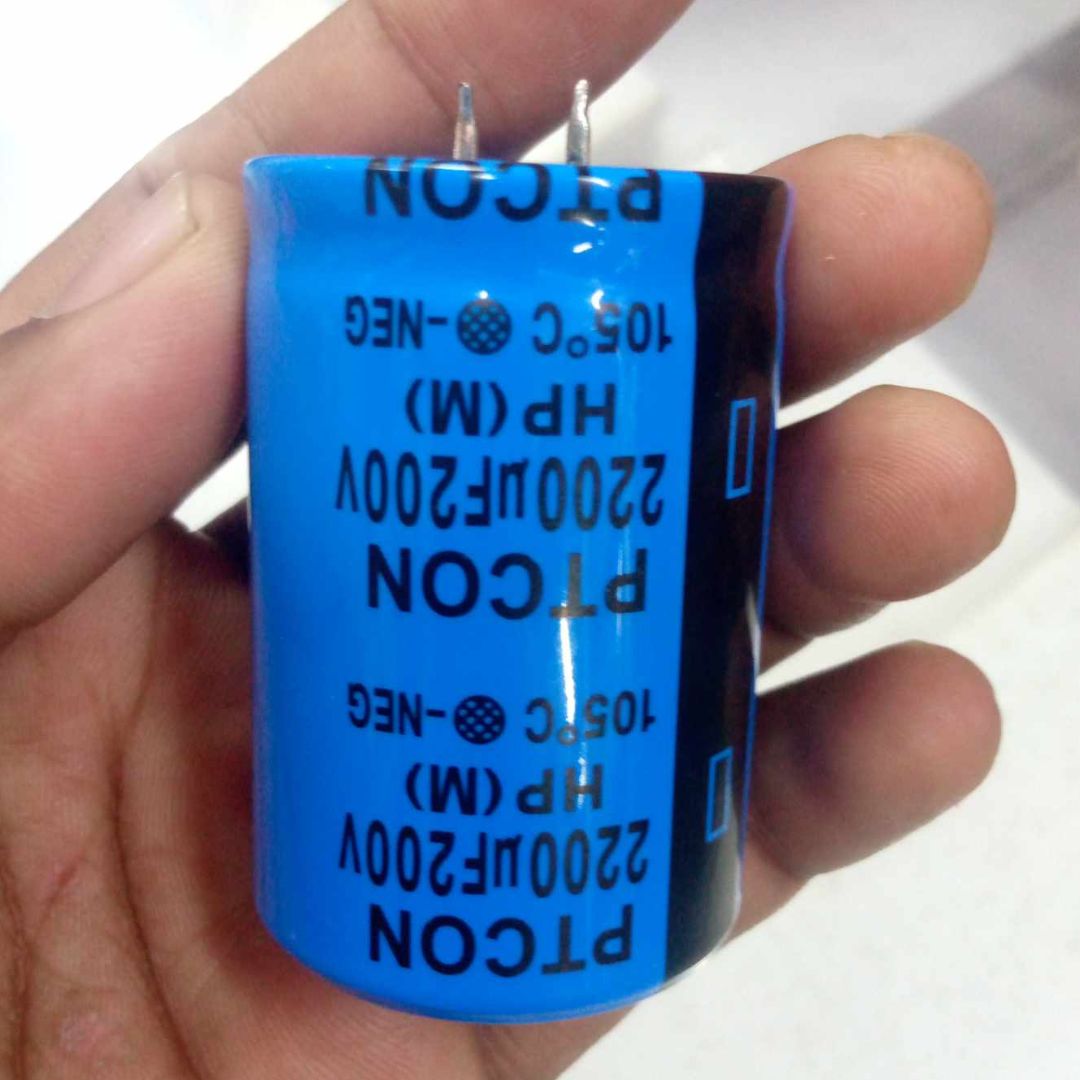 Picture of 2200uF 200V Capacitor RADIAL Electrolytic Capacitor