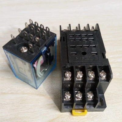 Picture of AC 220V 14-Pin Electromagnetic Relay with PTF14A Socket Base